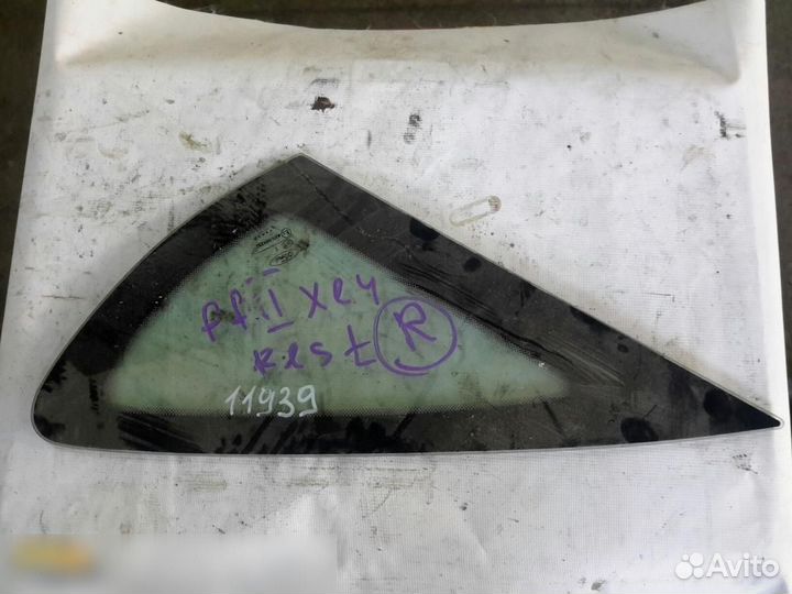 Стекло кузовное глухое левое Ford Focus II 2008-20