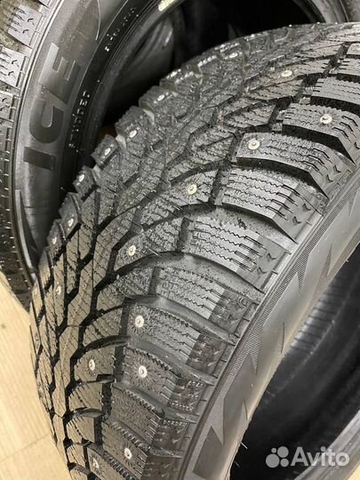 Pirelli Formula Ice 225/50 R17 98T