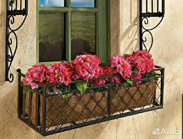 Кованные цветочницы, обувница, прихожая