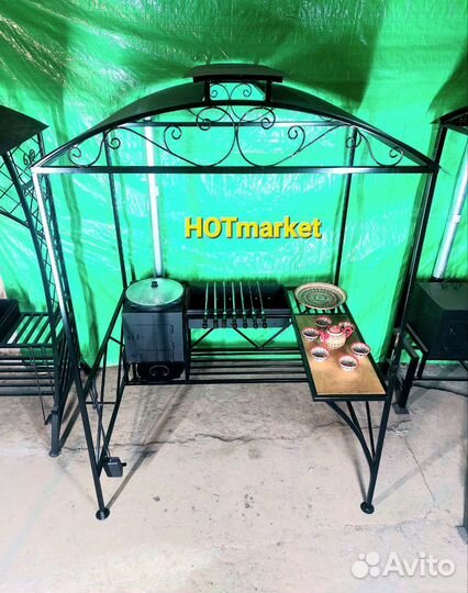 Мангал с печью под казан и крышей