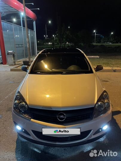 Opel Astra GTC, 2008