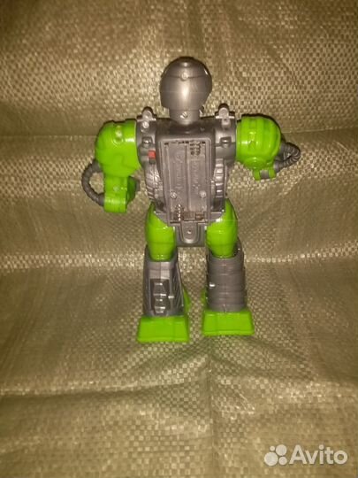 Игрушки для мальчика