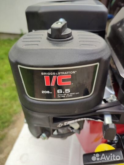 Двигатель Briggs Stratton Intec мощностью 6,5лс