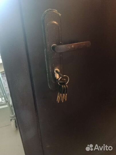 Дверь входная железная бу