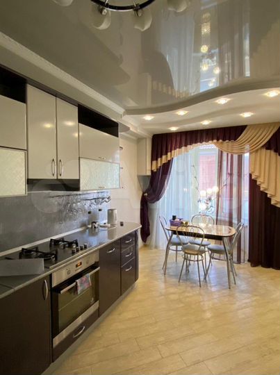 1-к. квартира, 60 м², 2/3 эт.