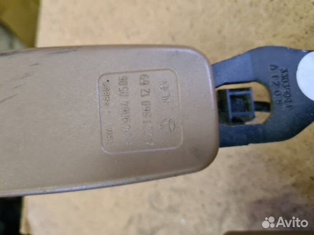 Замок ремня безопасности Mercedes-Benz S-Klass