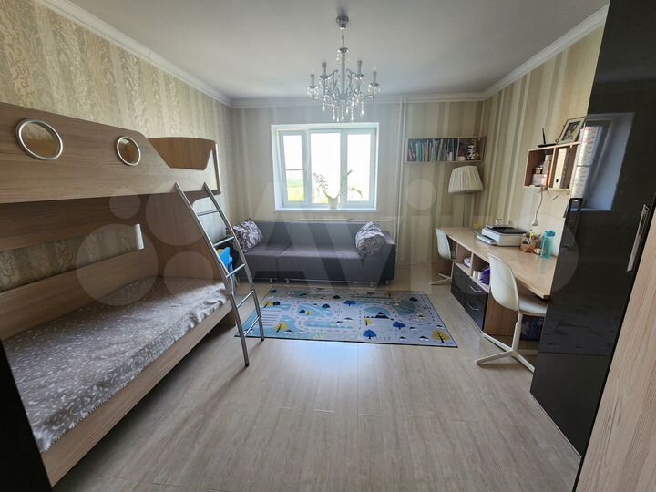 2-к. квартира, 61 м², 5/10 эт.