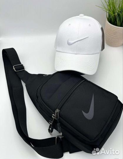 Бейсболка с сумкой