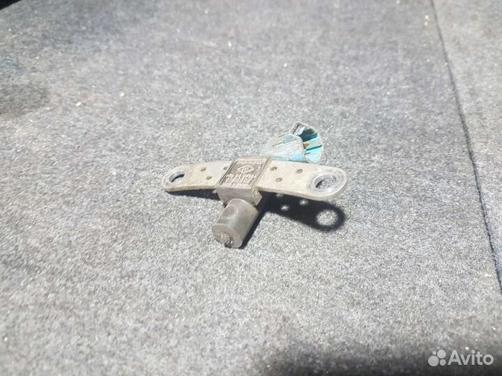 Датчик коленвала Renault megan 2 1.6