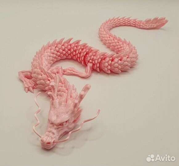 Дракон игрушка с усами