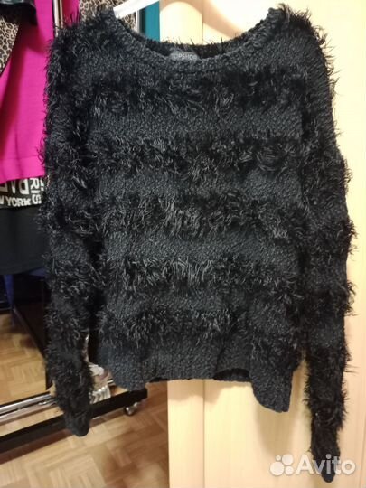 Свитер женский