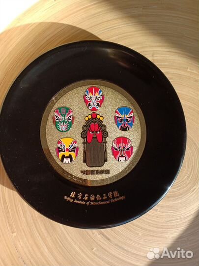 Китайская лаковая тарелка для интерьера
