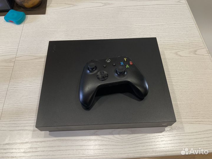Продам Xbox one X