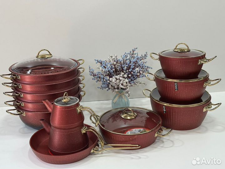 Набор кастрюль новый