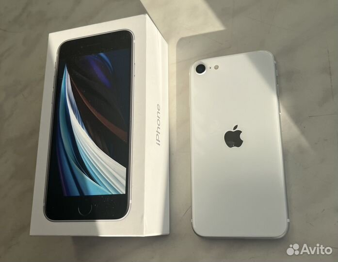 iPhone SE, 128 ГБ