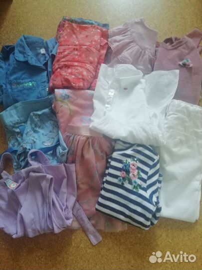 Вещи для девочки от р. 104-122