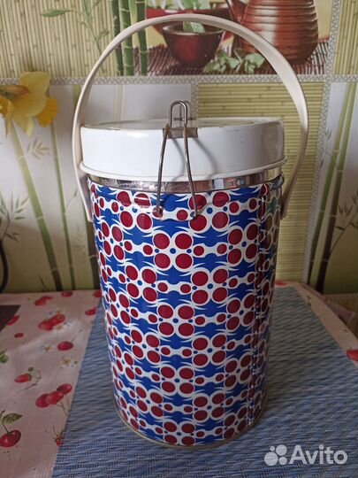 Термосы СССР разные