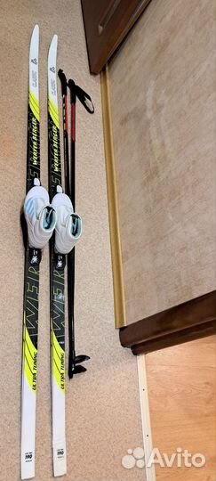 Лыжи беговые с ботинками 38