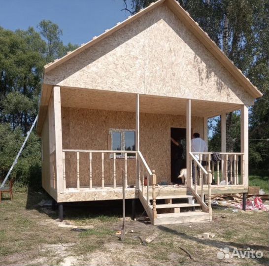 Бригада строителей