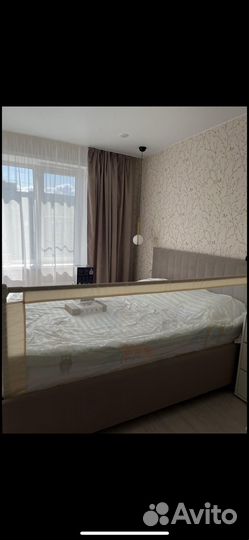 Защитный бортик барьер на кровать 200см