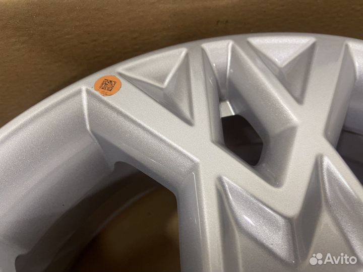 Новые оригинальные диски Kia Ceed R16 2022