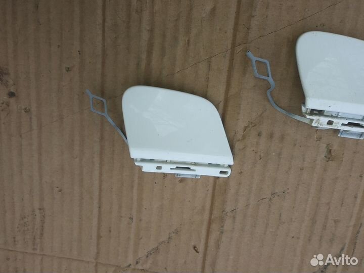 Заглушка буксировочного крюка Mercedes X253