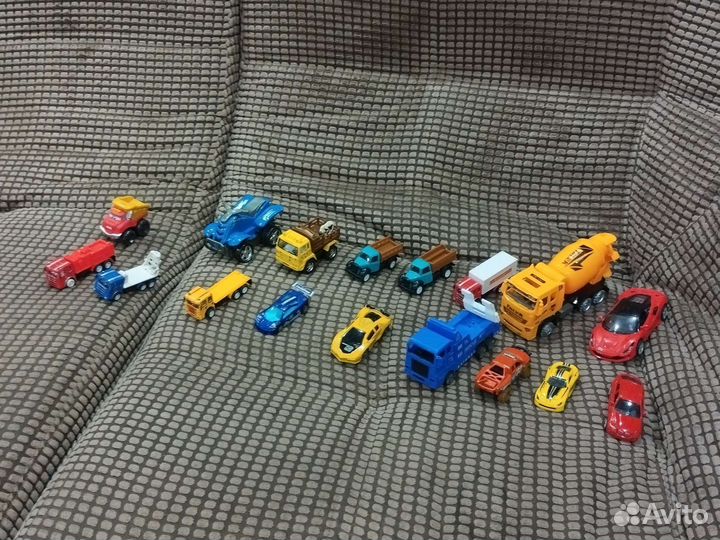 Модельки машин