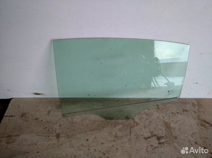 Стекло заднее левое Opel Insignia 2008-2017