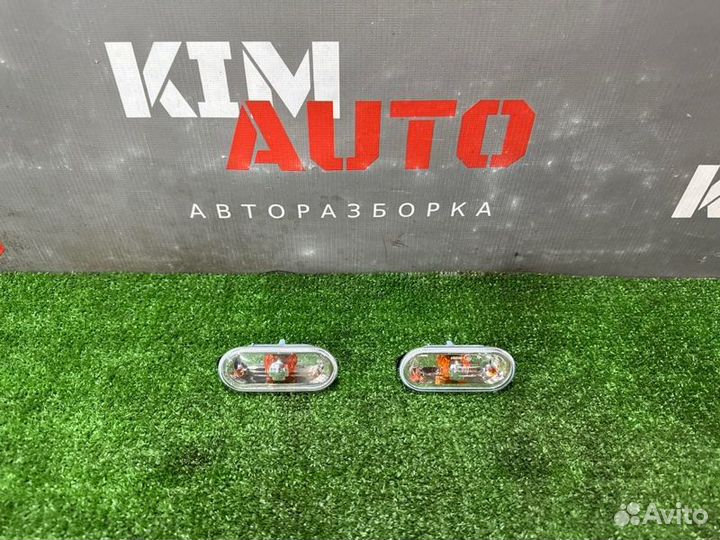 Повторитель поворота в крыло Volkswagen Polo 5