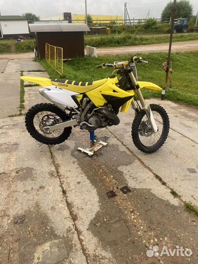 Suzuki rm250