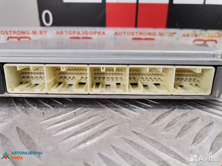 Блок управления двигателем Toyota Sienna 2 рест