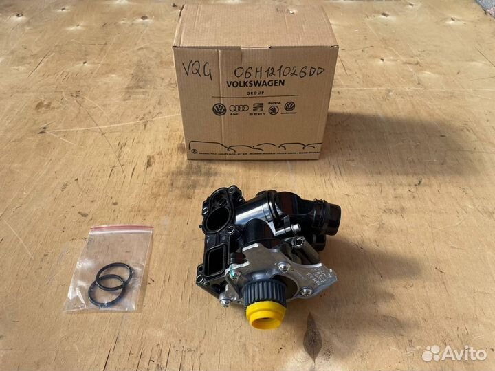Помпа VAG 06H121026DR