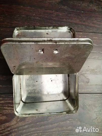 Жестяная банка от грузинского чая