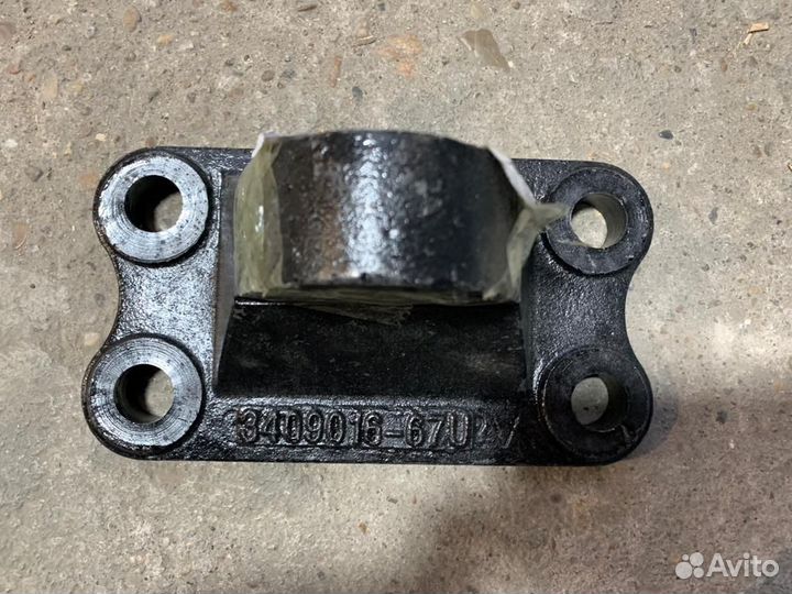 Кронштейн гидроцилиндра Faw J6 3409016-67U