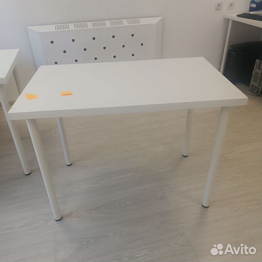 Письменный стол