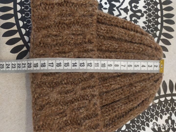 Шапки отдам