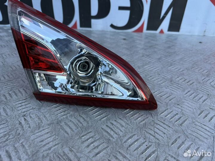 Фонарь в крышку левый Nissan Murano Z51 рест