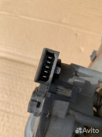 Моторчик стеклоочистителя Chery Fora A21