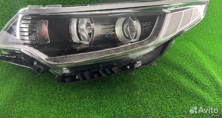 Фара левая Киа Оптима 4 (16-18)