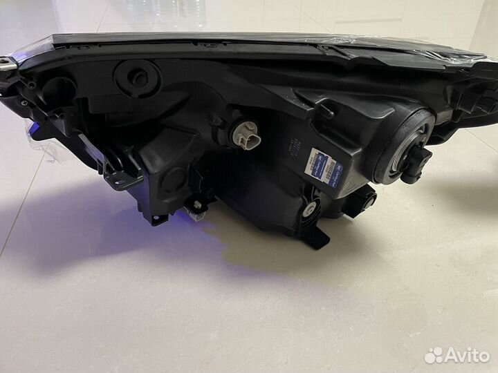 Новые передние фары от Тойота рав 4, 2015-2019гг