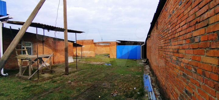 Торговое помещение 100 кв.м с Зем Уч 5 соток