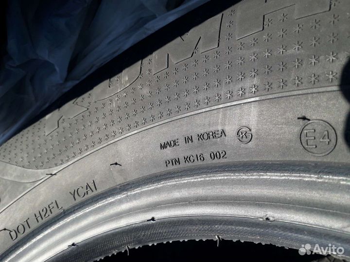 Kumho I'Zen RV Stud KC16 265/60 R18