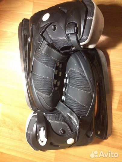 Коньки хоккейные 43 размер