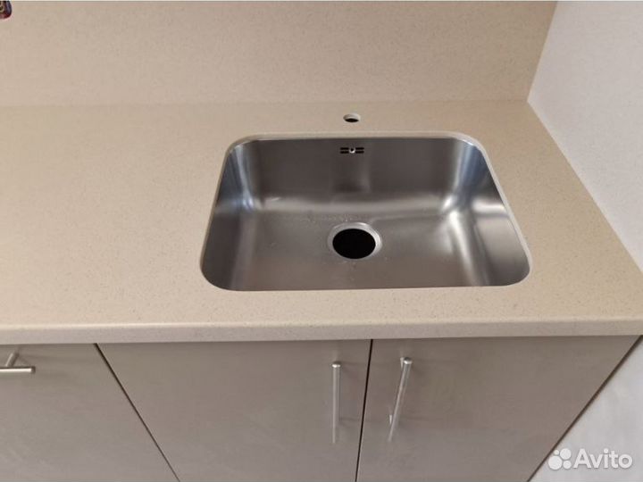 Столешница для кухни Hi-Macs Sand 190х60