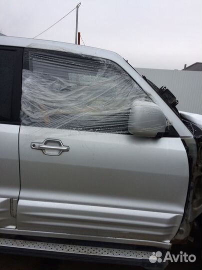 Двери на Мицубиси Паджеро 3