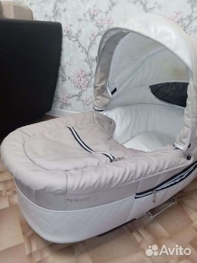 Люлька от коляски Roan Rialto