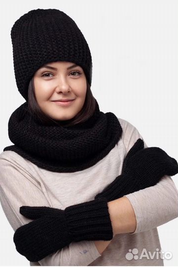 Комплект шапка и снуд варежки