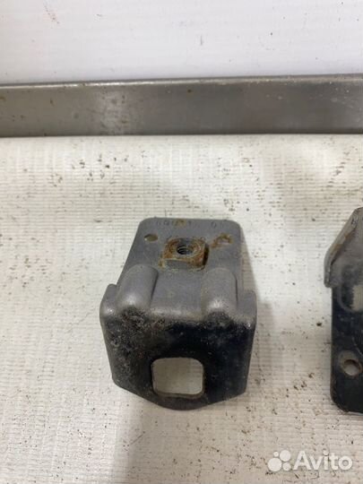 Крепление Mercedes W168 хэтчбек 1.4 2000