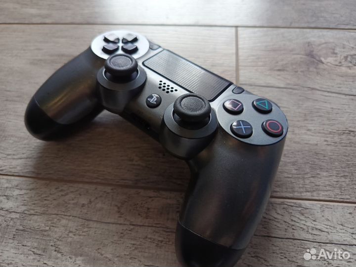 Джойстик ps4 (оригинал)