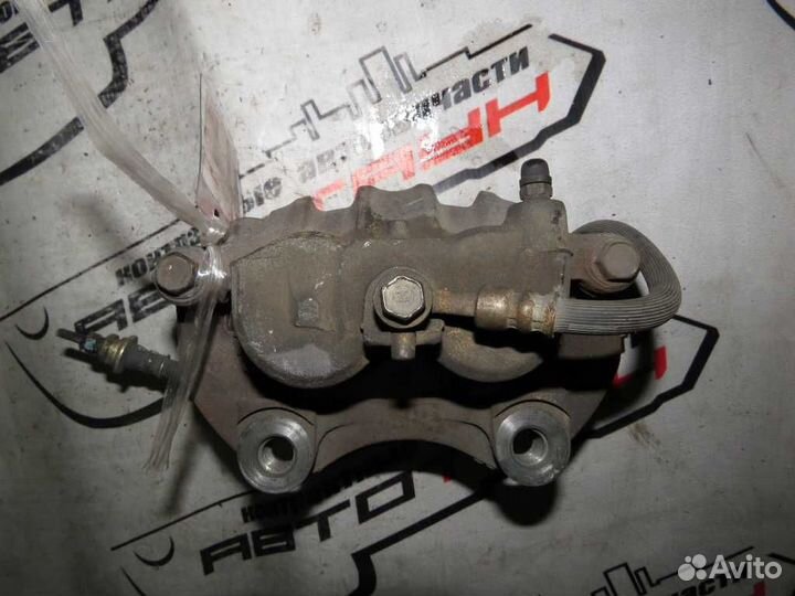 Суппорт В сборе nissan avenir liberty maxima A33 P